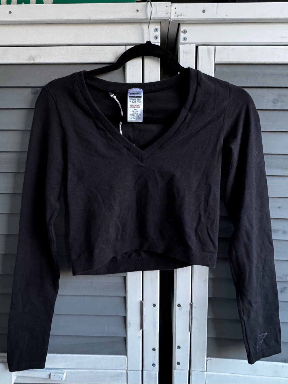 Gym Shark Cropped V-Neck Long Sleeve Top - Black SOLD OUT ONLINE